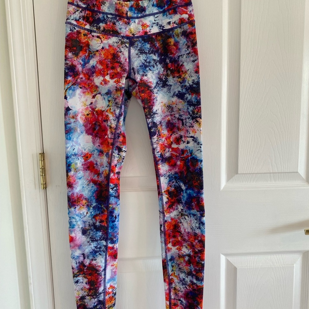 Athleta Multicolor Floral-Print Leggings — White, Blue, Red, Purple